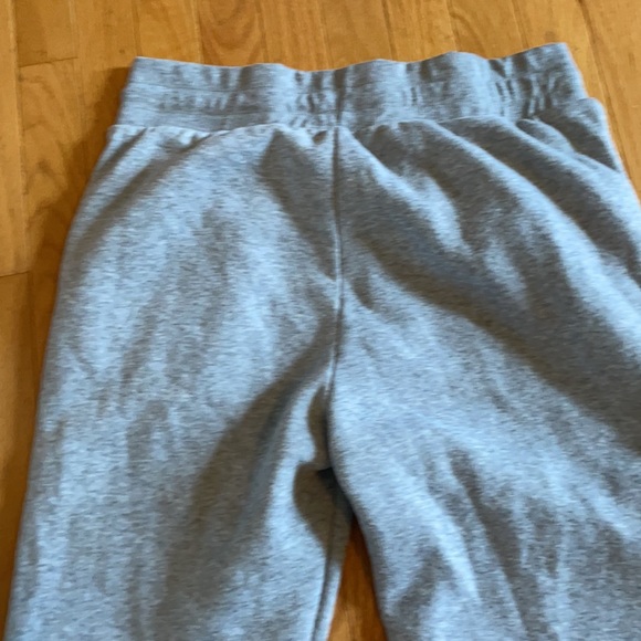 Comfy gray work out sweatpants - Picture 8 of 8